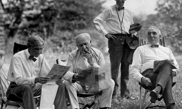 IN-DUTCH-PENDENCE DAY 1921